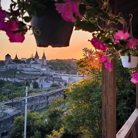 Будинок З Видом На Стару Фортецю Kam'janec'-Podil's'kyj Esterno foto